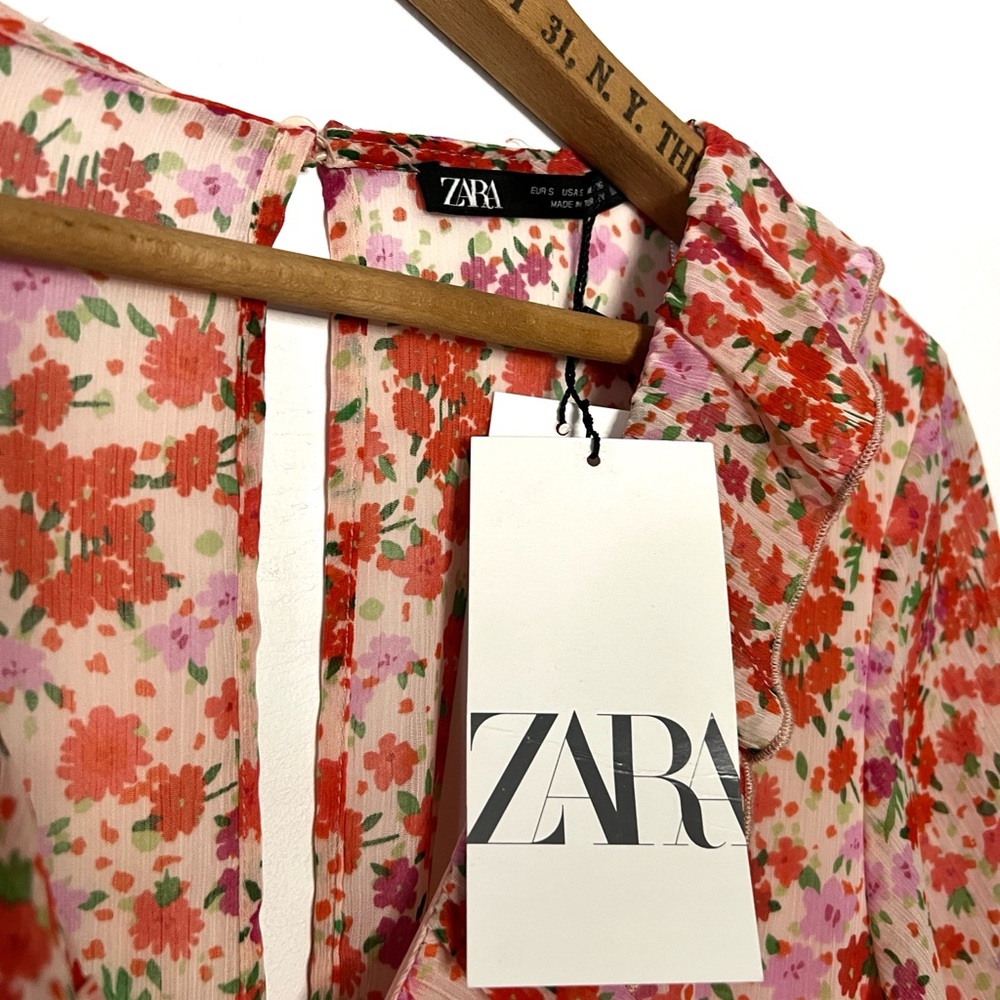 Zara | Floral Ruffle Playsuit - Picture 5 of 6